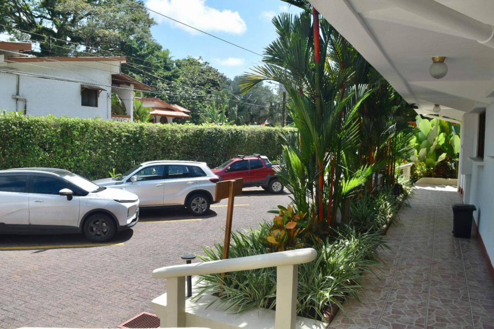 Hotel Playa Espadilla & Gardens Manuel Antonio Exteriör bild
